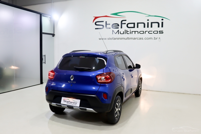 renault kwid 1.0 12v sce flex outsider manual 4p 2025