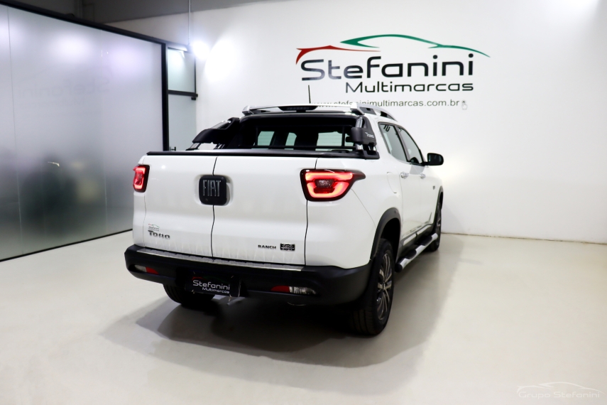 fiat toro 2.0 16v turbo diesel ranch 4wd at9 4p automatico 2022