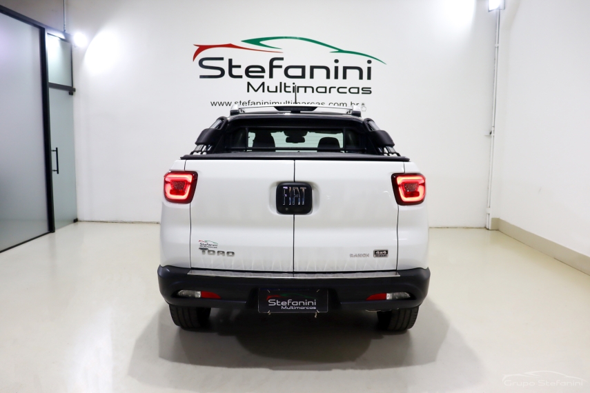 fiat toro 2.0 16v turbo diesel ranch 4wd at9 4p automatico 2022