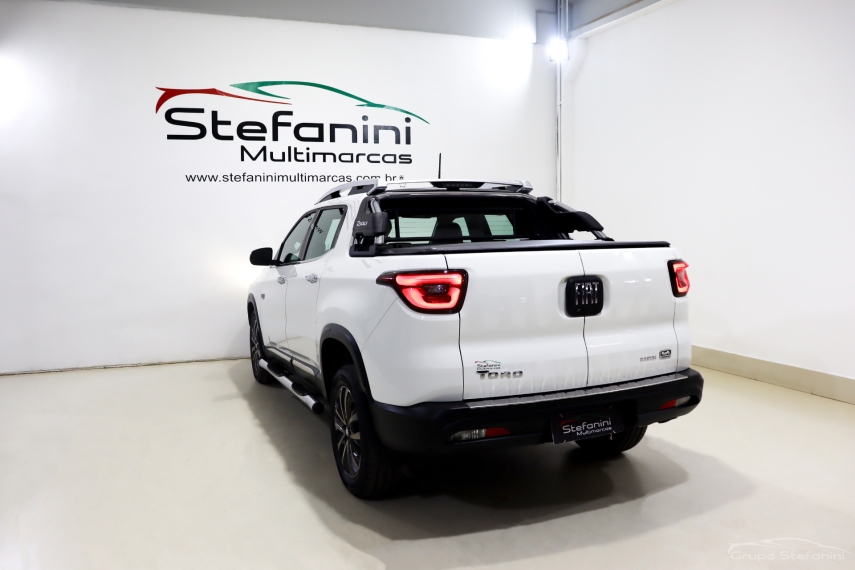 fiat toro 2.0 16v turbo diesel ranch 4wd at9 4p automatico 2022
