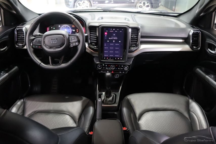 fiat toro 1.3 turbo 270 flex volcano at6 4p automatico 2023