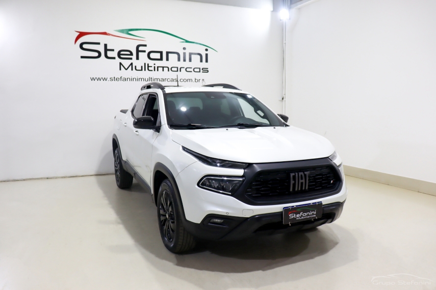 fiat toro 1.3 turbo 270 flex volcano at6 4p automatico 2023