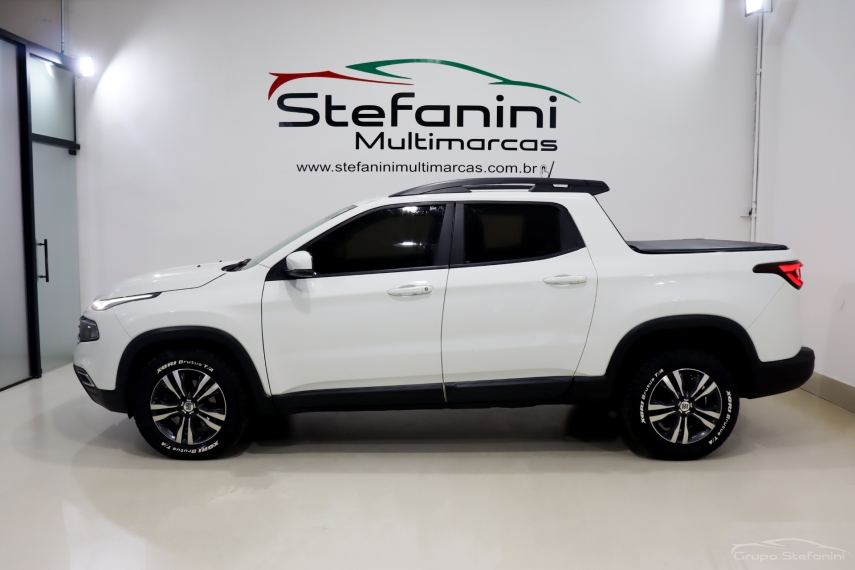 fiat toro 2.0 16v turbo diesel freedom 4wd at9 4p automatico 2022