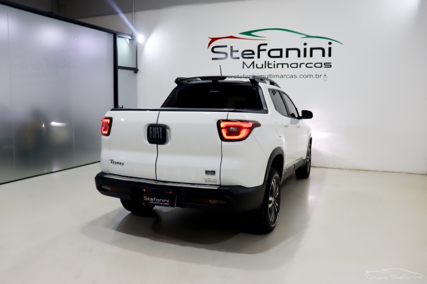 fiat toro 2.0 16v turbo diesel freedom 4wd at9 4p automatico 2022