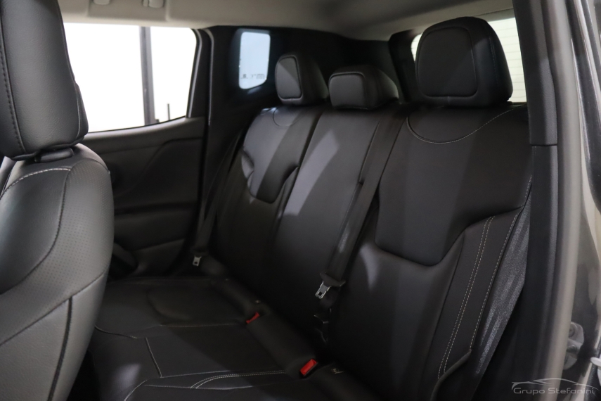 jeep renegade 1.3 t270 turbo flex longitude at6 4p automatico 2024