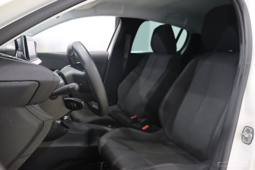 peugeot 208 1.6 16v flex active at6 4p automatico 2023