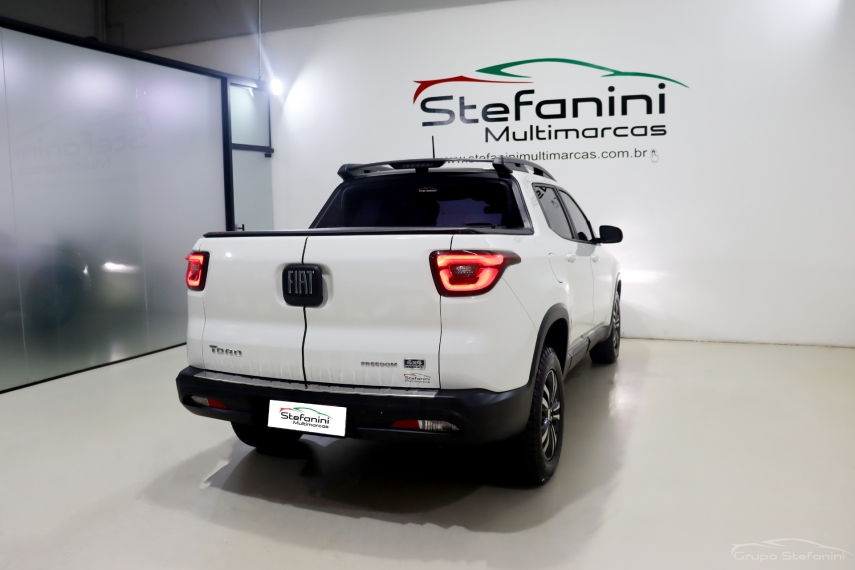 fiat toro 2.0 16v turbo diesel freedom 4wd at9 4p automatico 2022