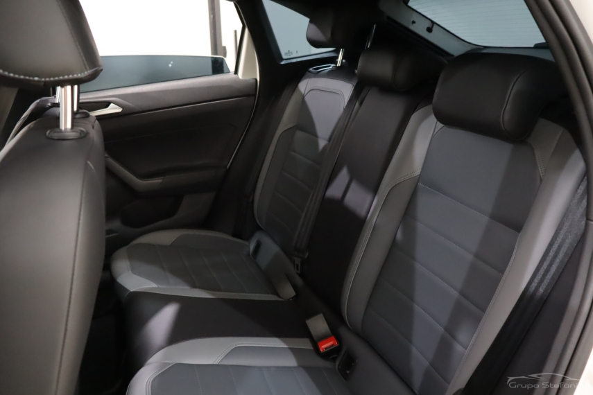 volkswagen nivus 1.0 200 tsi total flex highline automatico 4p 2024