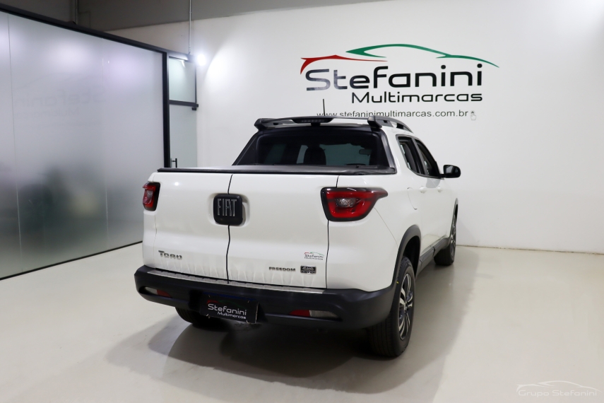 fiat toro 2.0 16v turbo diesel freedom 4wd at9 4p automatico 2022