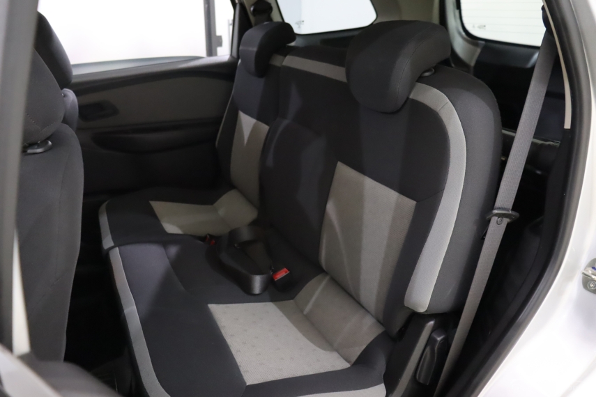 chevrolet spin 1.8 advantage 8v flex 4p automatico 2018