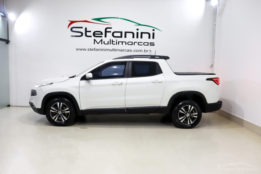 fiat toro 2.0 16v turbo diesel freedom 4wd at9 4p automatico 2022