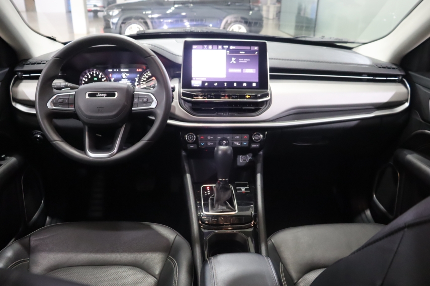 jeep compass 1.3 t270 turbo flex longitude at6 4p automatico 2024
