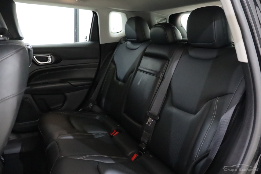 jeep compass 1.3 t270 turbo flex longitude at6 4p automatico 2024