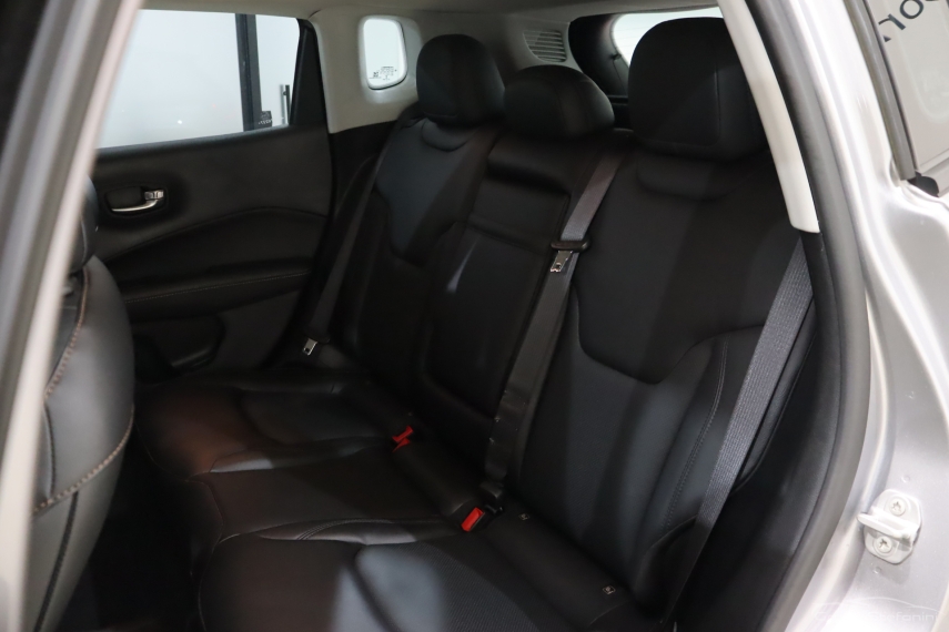 jeep compass 2.0 16v flex sport automatico 4p 2021