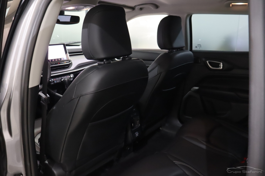 jeep compass 1.3 t270 turbo flex longitude at6 4p automatico 2023