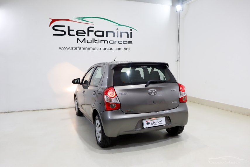 toyota etios 1.5 xs 16v flex 4p manual 201712 toyota etios 1.5 xs 16v flex 4p manual 201712