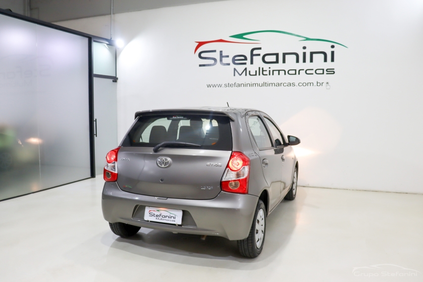 toyota etios 1.5 xs 16v flex 4p manual 201710 toyota etios 1.5 xs 16v flex 4p manual 201710