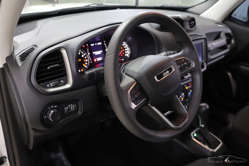 jeep renegade 1.3 t270 turbo flex at6 4p automatico 20243 jeep renegade 1.3 t270 turbo flex at6 4p automatico 20243
