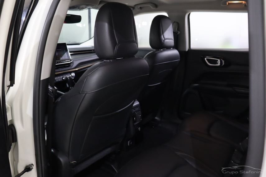 jeep compass 1.3 t270 turbo flex limited at6 4p automatico 20228 jeep compass 1.3 t270 turbo flex limited at6 4p automatico 20228