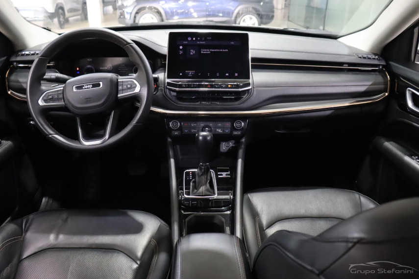 jeep compass 1.3 t270 turbo flex limited at6 4p automatico 20225 jeep compass 1.3 t270 turbo flex limited at6 4p automatico 20225