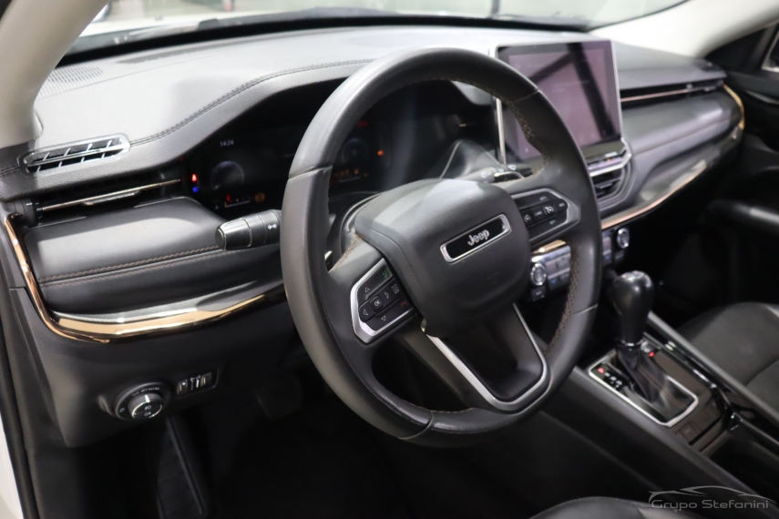 jeep compass 1.3 t270 turbo flex limited at6 4p automatico 20223 jeep compass 1.3 t270 turbo flex limited at6 4p automatico 20223