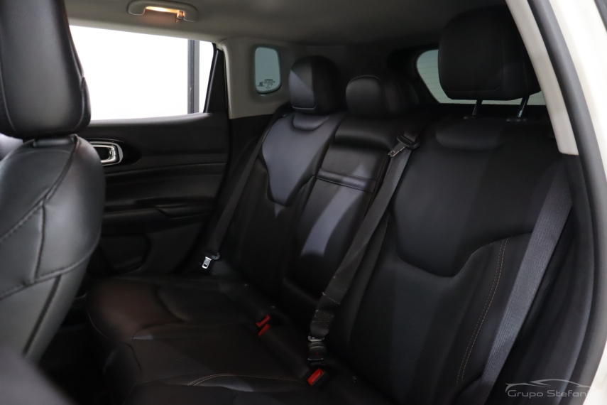 jeep compass 1.3 t270 turbo flex limited at6 4p automatico 20227 jeep compass 1.3 t270 turbo flex limited at6 4p automatico 20227