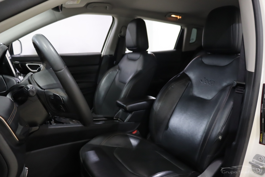 jeep compass 1.3 t270 turbo flex limited at6 4p automatico 20226 jeep compass 1.3 t270 turbo flex limited at6 4p automatico 20226