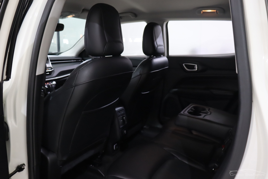 jeep compass 1.3 t270 turbo flex sport at6 4p automatico 20228 jeep compass 1.3 t270 turbo flex sport at6 4p automatico 20228