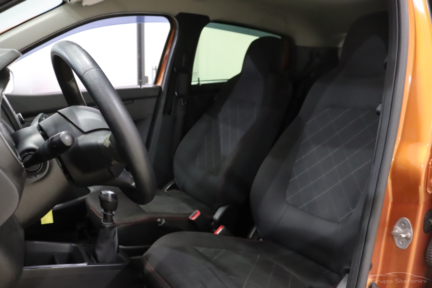 renault kwid 1.0 12v sce flex zen manual 4p 20216 renault kwid 1.0 12v sce flex zen manual 4p 20216