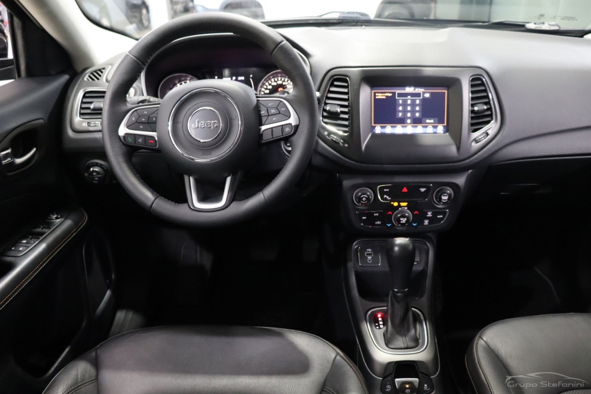 jeep compass 2.0 16v flex longitude automatico 4p 20184 jeep compass 2.0 16v flex longitude automatico 4p 20184