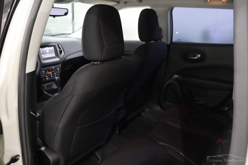 jeep compass 2.0 16v flex sport automatico 4p 20208 jeep compass 2.0 16v flex sport automatico 4p 20208