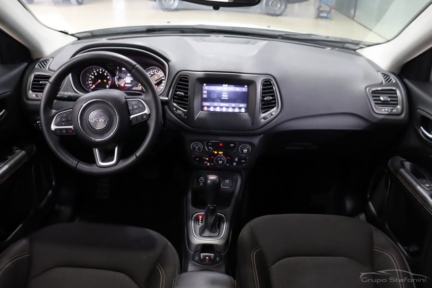 jeep compass 2.0 16v flex sport automatico 4p 20205 jeep compass 2.0 16v flex sport automatico 4p 20205