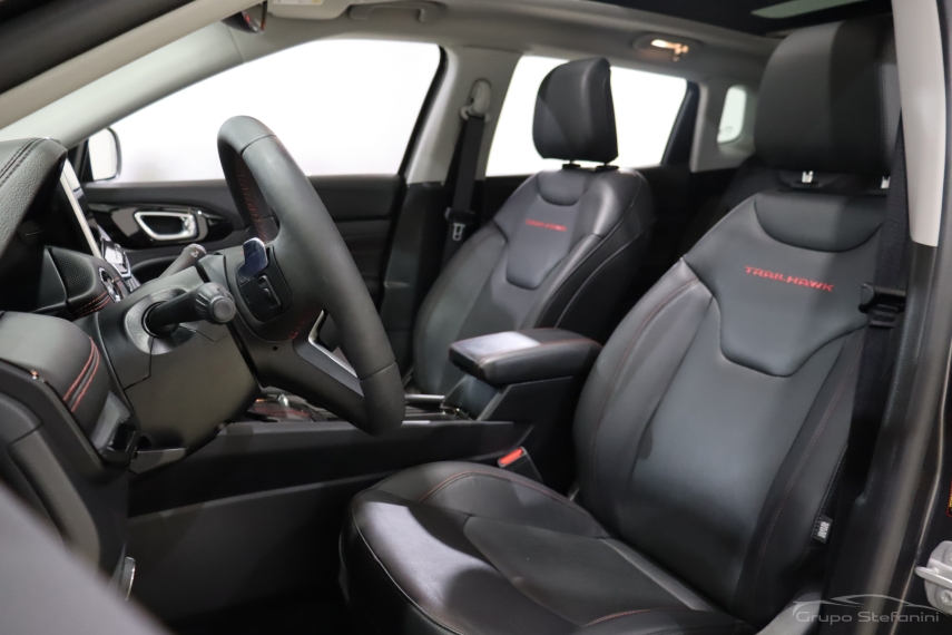 jeep compass 2.0 td350 turbo diesel trailhawk at9 4p automatico 20236 jeep compass 2.0 td350 turbo diesel trailhawk at9 4p automatico 20236