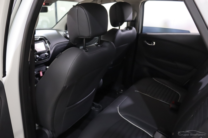 renault captur 1.6 16v sce flex intense x-tronic 4p automatico 20188 renault captur 1.6 16v sce flex intense x-tronic 4p automatico 20188