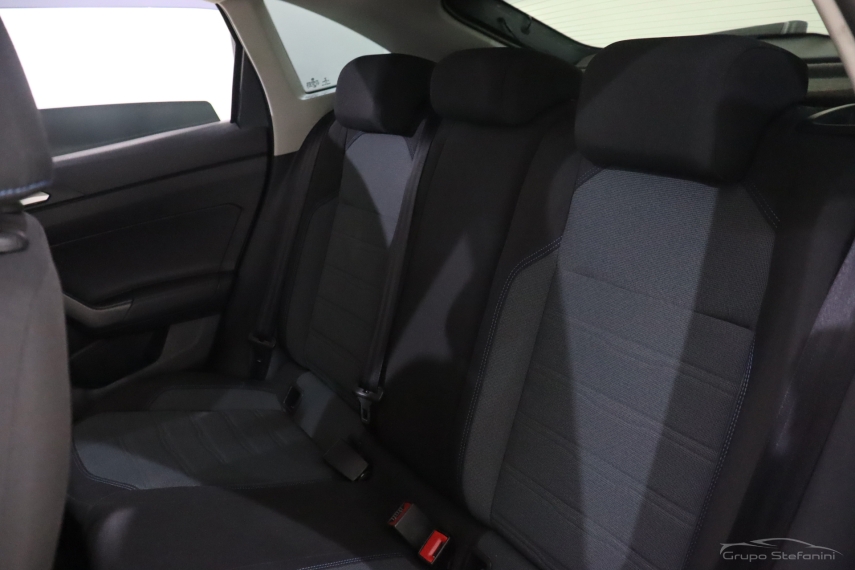 volkswagen nivus 1.0 200 tsi total flex comfortline automatico 4p 20237