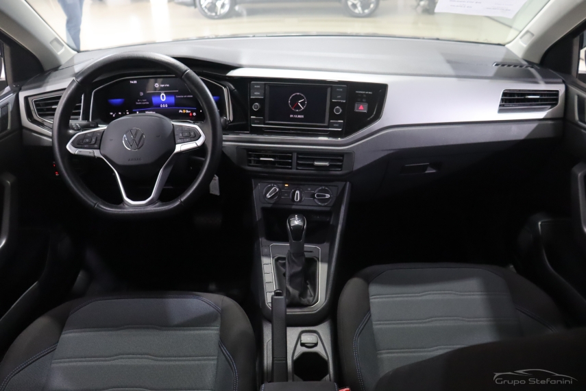 volkswagen nivus 1.0 200 tsi total flex comfortline automatico 4p 20235