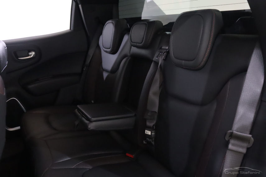 fiat toro 2.0 16v turbo diesel ultra 4wd at9 4p automatico 20237