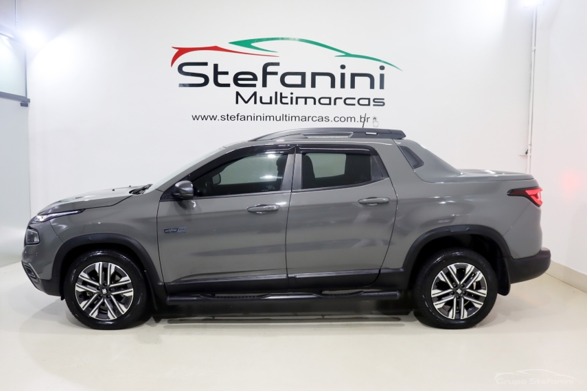 fiat toro 2.0 16v turbo diesel ultra 4wd at9 4p automatico 20239