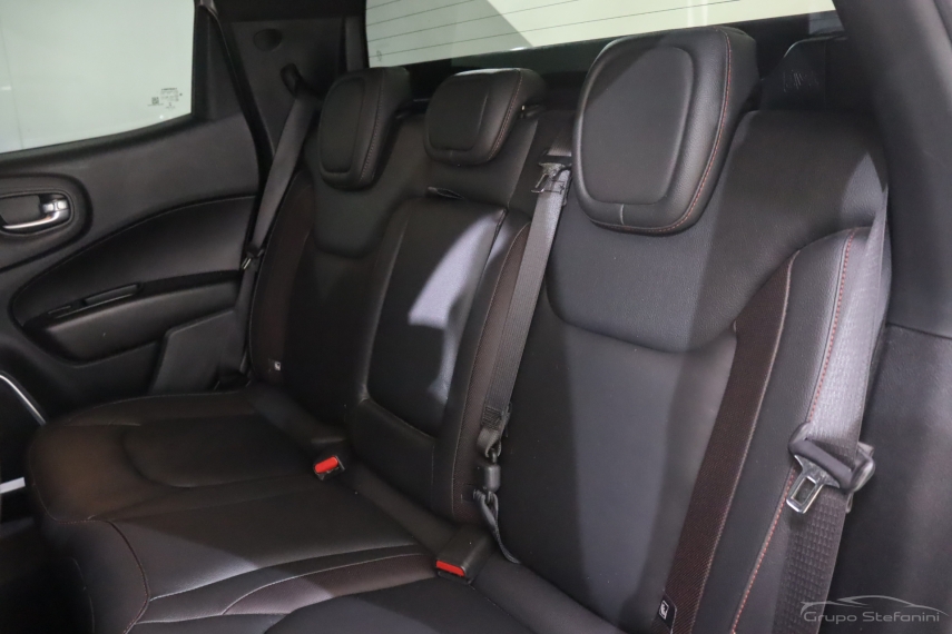 fiat toro 2.0 16v turbo diesel ultra 4wd at9 4p automatico 20227