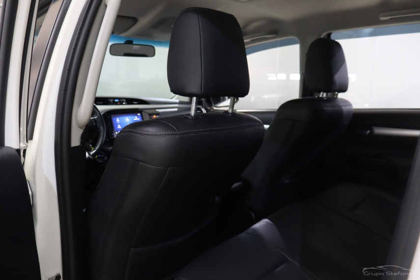 toyota hilux 2.8 d-4d turbo diesel cd sr 4x4 automatico 4p 20248