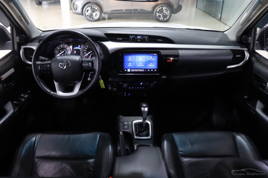 toyota hilux 2.8 d-4d turbo diesel cd sr 4x4 automatico 4p 20245