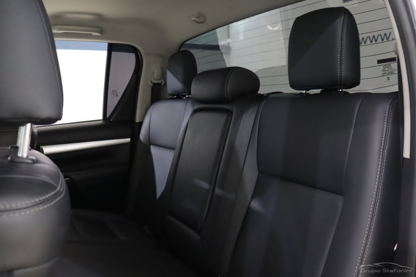 toyota hilux 2.8 d-4d turbo diesel cd sr 4x4 automatico 4p 20247