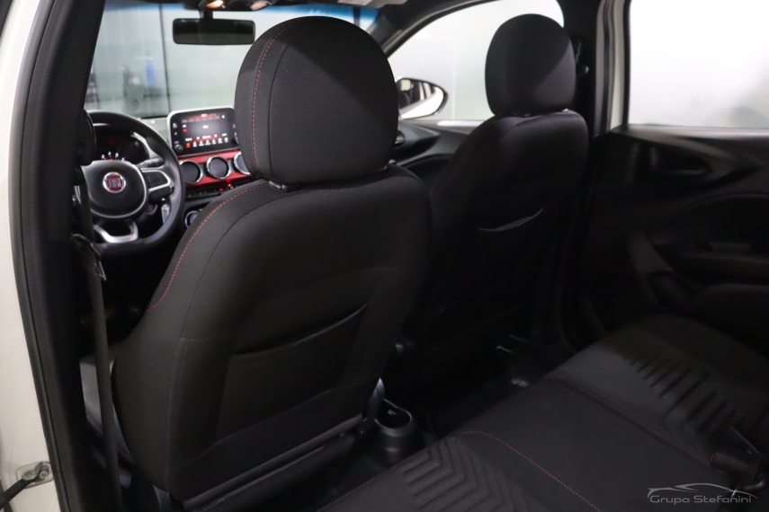 fiat argo 1.8 e.torq flex hgt at6 4p automatico 20208