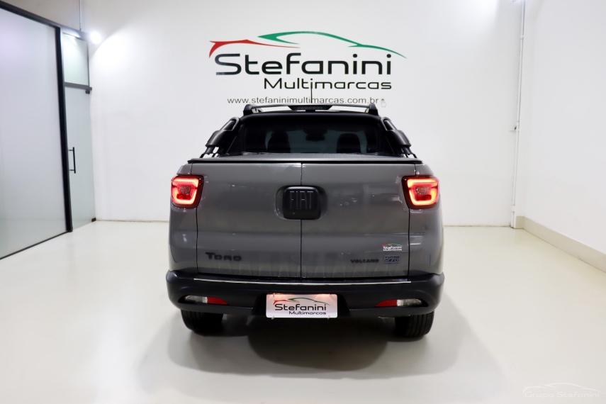 fiat toro 1.3 turbo 270 flex volcano at6 4p automatico 202411