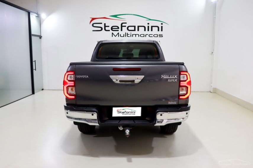 toyota hilux 2.8 d-4d turbo diesel cd srx 4x4 automatico 4p 202211
