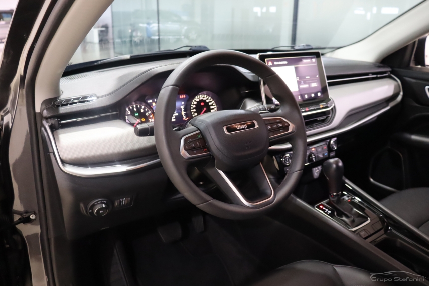 jeep compass 1.3 t270 turbo flex longitude at6 4p automatico 20233