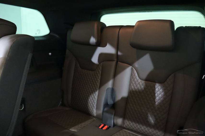 jeep commander 2.0 hurricane 4 turbo gasolina overland at9 4p automatico 20258