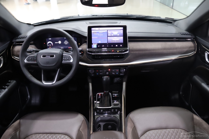 jeep commander 2.0 hurricane 4 turbo gasolina overland at9 4p automatico 20255