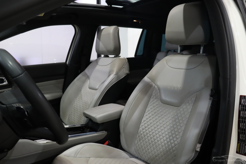 jeep commander 2.0 td380 turbo diesel overland at9 4p automatico 20237