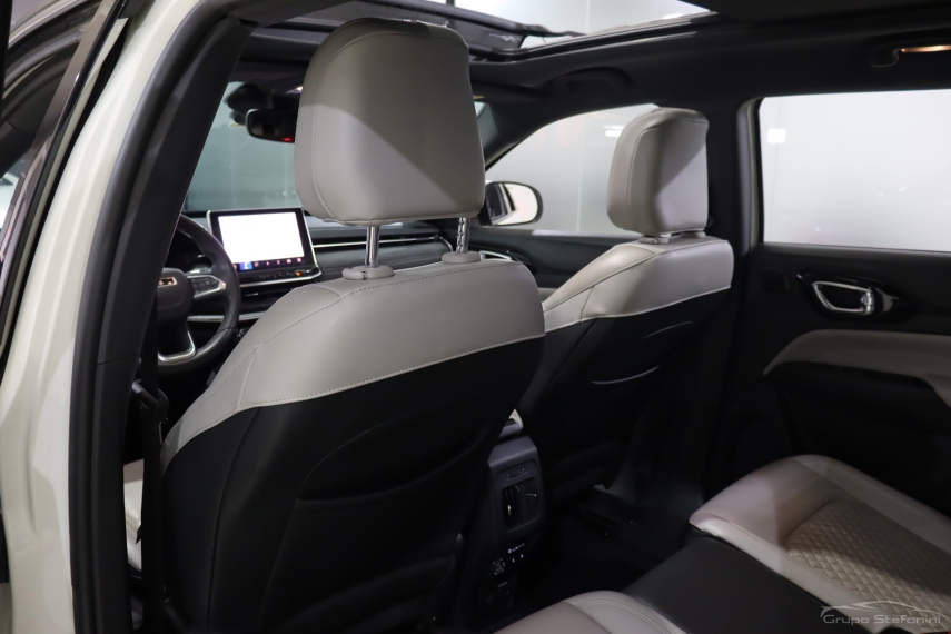 jeep commander 2.0 td380 turbo diesel overland at9 4p automatico 202310